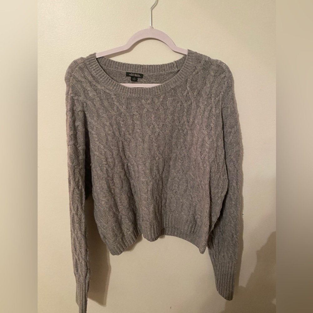 grey sweater